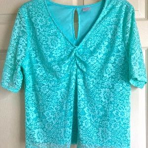 No Boundaries lace top